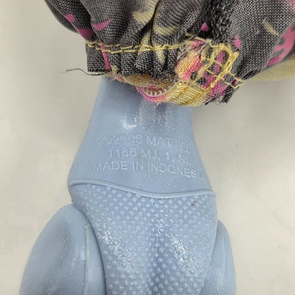 OG Monster High Doll Abbey Bominable Lab Partners Blue Pink Hair - Picture 3 of 6